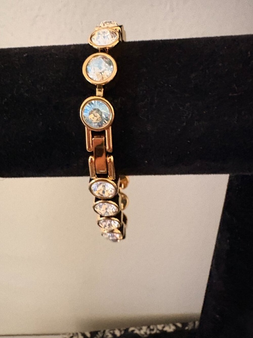 Touchstone Crystal ice bracelet. Golden Moonlight Ice bracelet. New - Picture 3 of 10